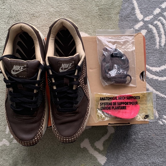 2005 NIKE AIR MAX 90 FOOTPATROL POLKA DOTS BROWN OFF WHITE ATMOS 1 313093-201 9 - Picture 14 of 15